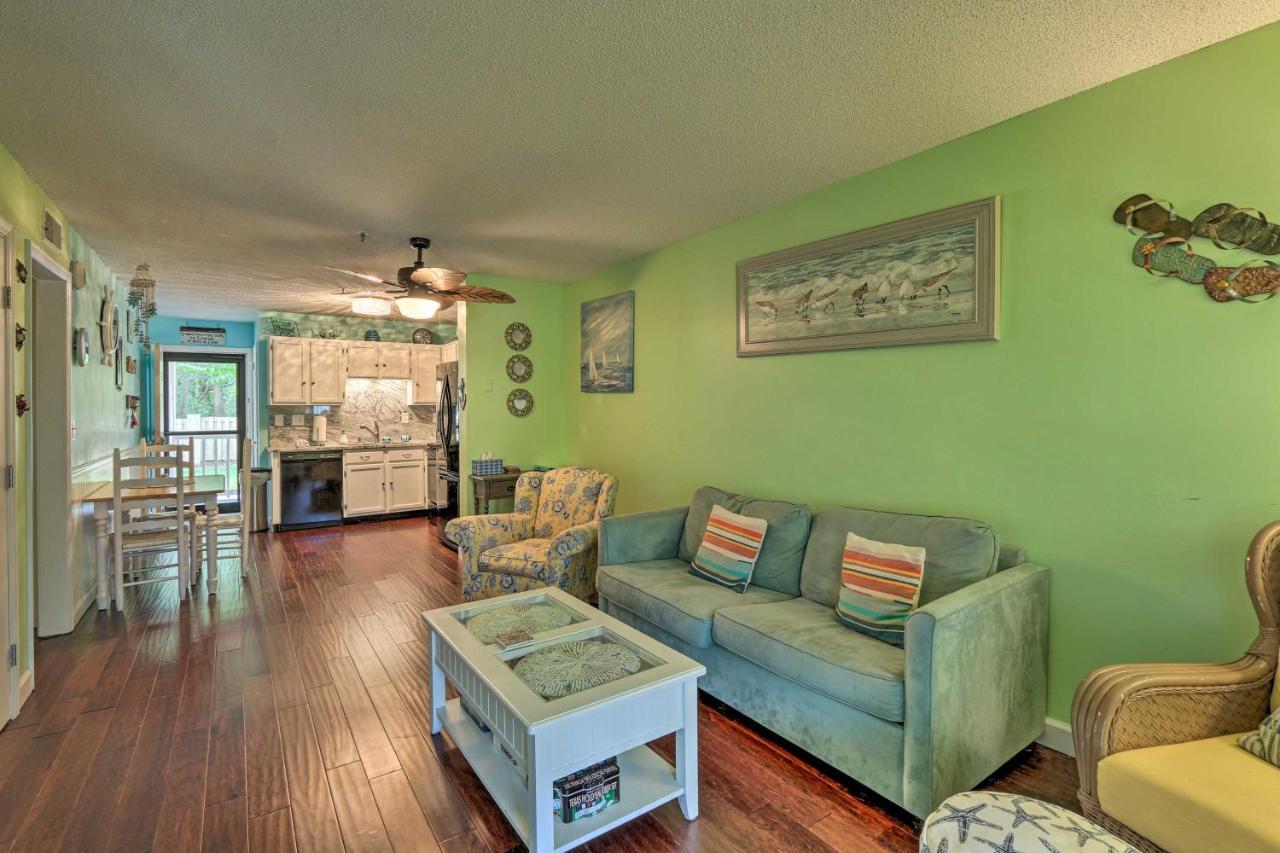 Colorful Hilton Head Condo With Beach And Pool Access! Хилтън Хед Айлънд Екстериор снимка