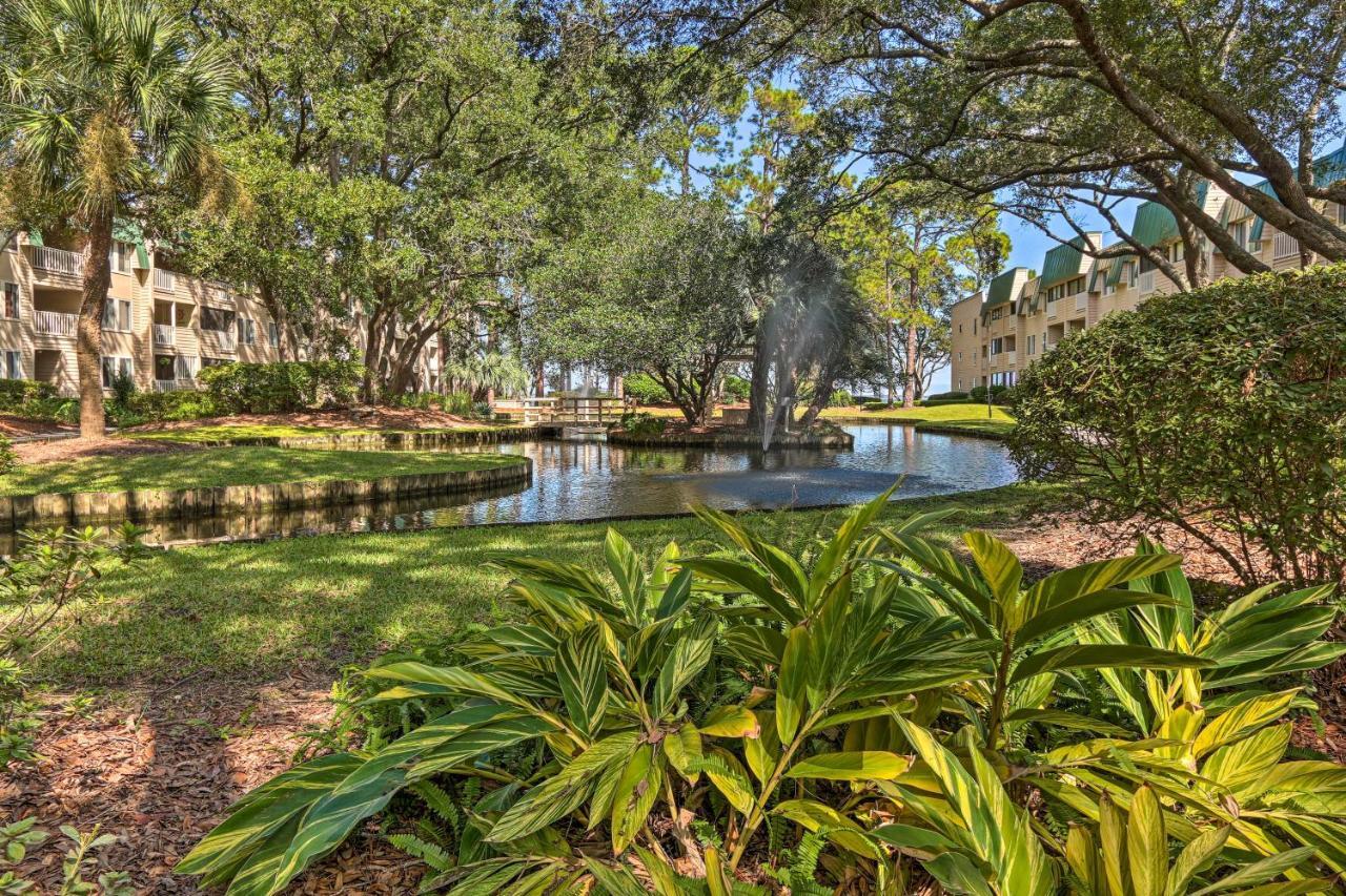 Colorful Hilton Head Condo With Beach And Pool Access! Хилтън Хед Айлънд Екстериор снимка