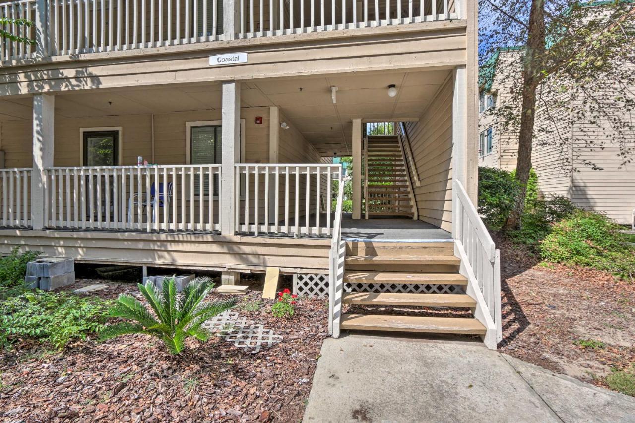 Colorful Hilton Head Condo With Beach And Pool Access! Хилтън Хед Айлънд Екстериор снимка