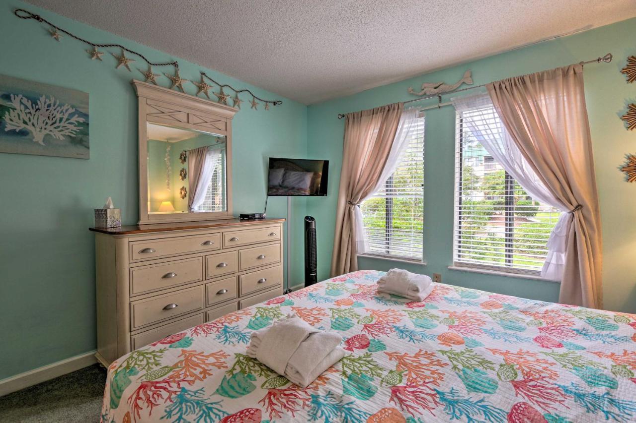 Colorful Hilton Head Condo With Beach And Pool Access! Хилтън Хед Айлънд Екстериор снимка