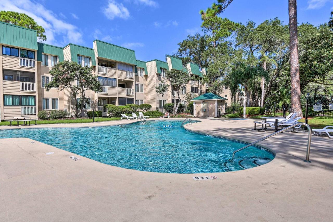 Colorful Hilton Head Condo With Beach And Pool Access! Хилтън Хед Айлънд Екстериор снимка