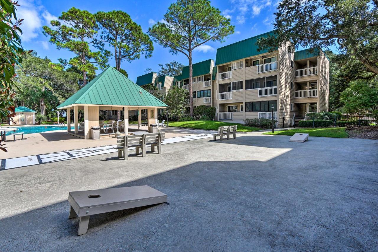 Colorful Hilton Head Condo With Beach And Pool Access! Хилтън Хед Айлънд Екстериор снимка